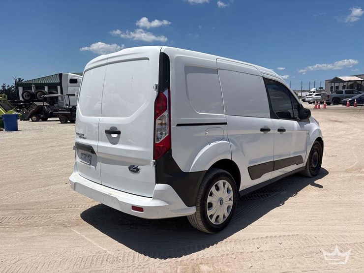 2021-ford-transit-connect-image-3