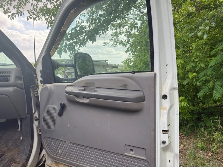 1999-ford-f450-xl-image-57