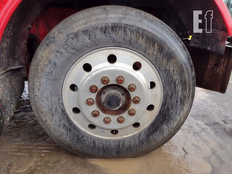 1993-peterbilt-379-image-29