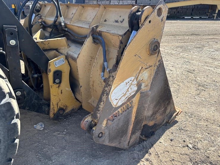 2005-caterpillar-it14g-image-12