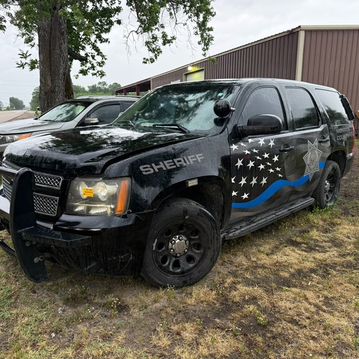 2011 CHEVROLET TAHOE