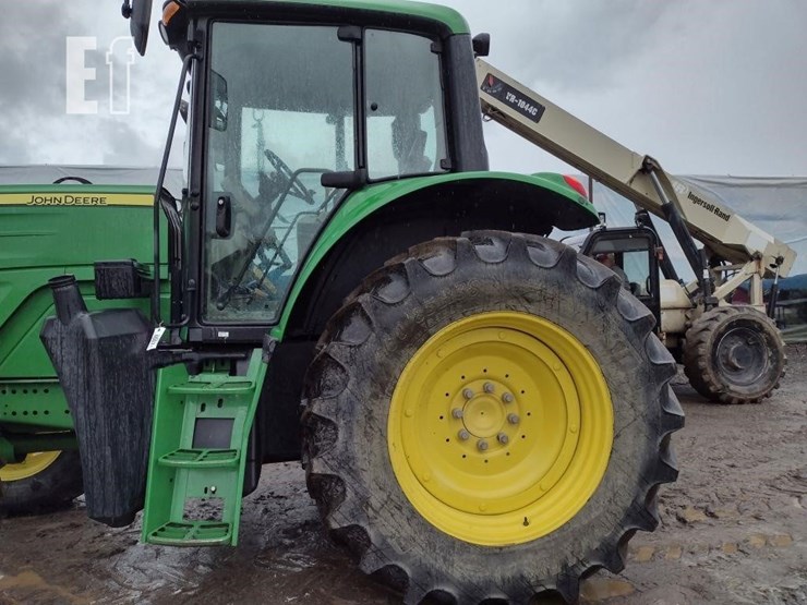 2014-john-deere-6140m-image-13