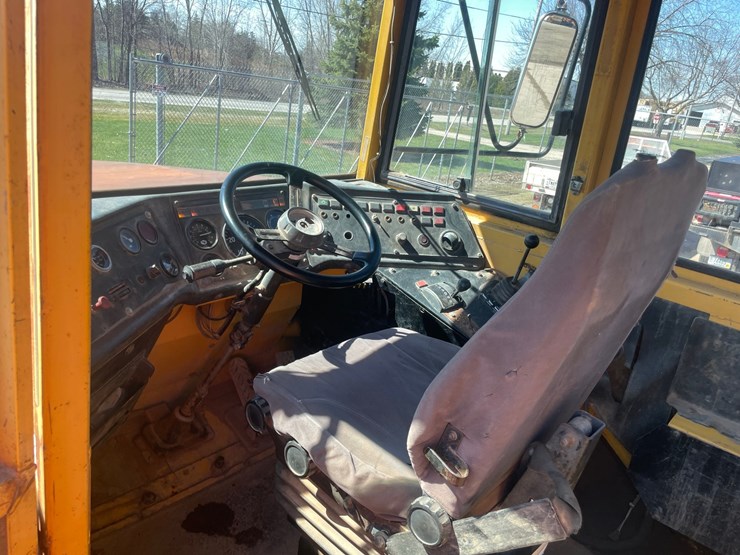 1993-volvo-a25c-image-83