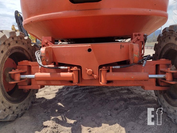 2002-jlg-600ajn-image-26