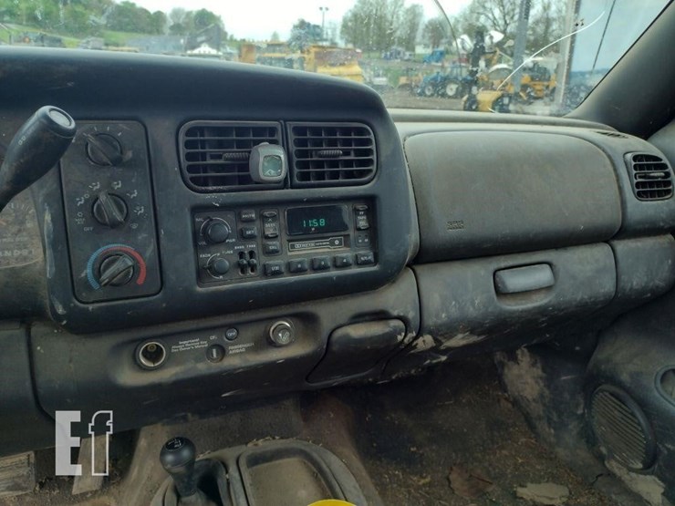 1998-dodge-dakota-slt-image-8