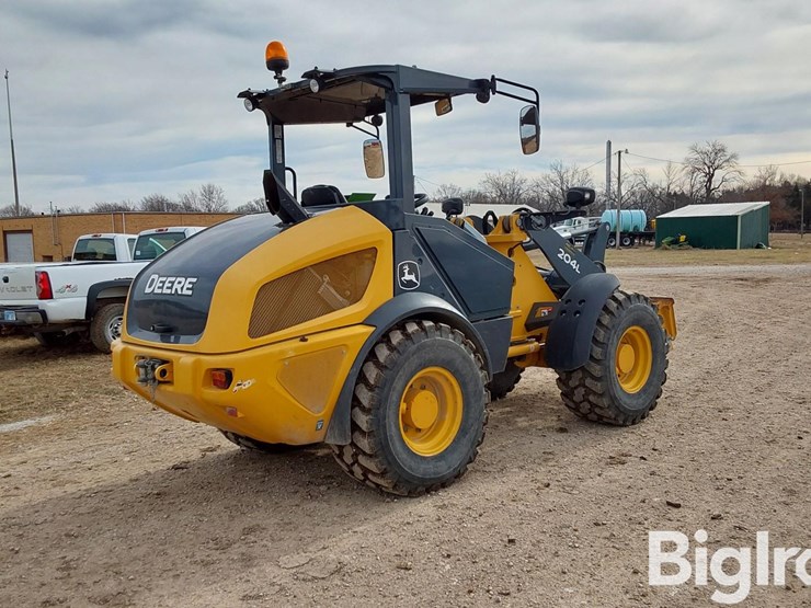 deere-204l-image-5