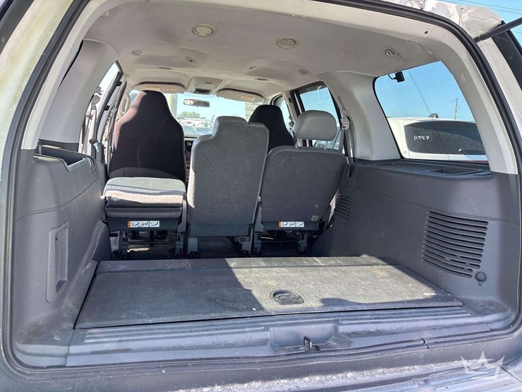 2005-ford-expedition-image-24