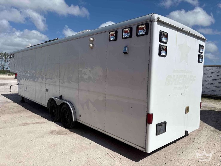 2006-cargo-wells-image-4