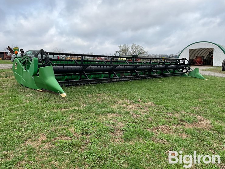 2011-john-deere-635f-image-3