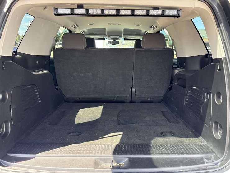 2016-chevrolet-tahoe-image-22