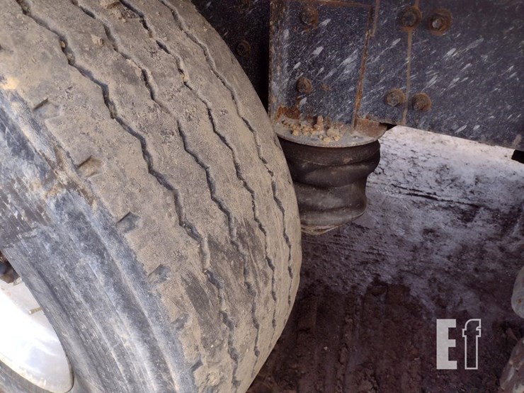 2019-western-star-4700-image-23