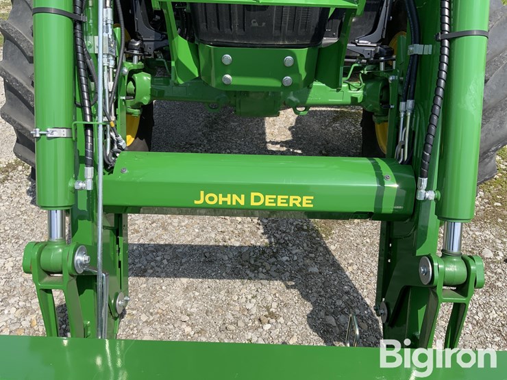 2022-john-deere-6120m-image-12