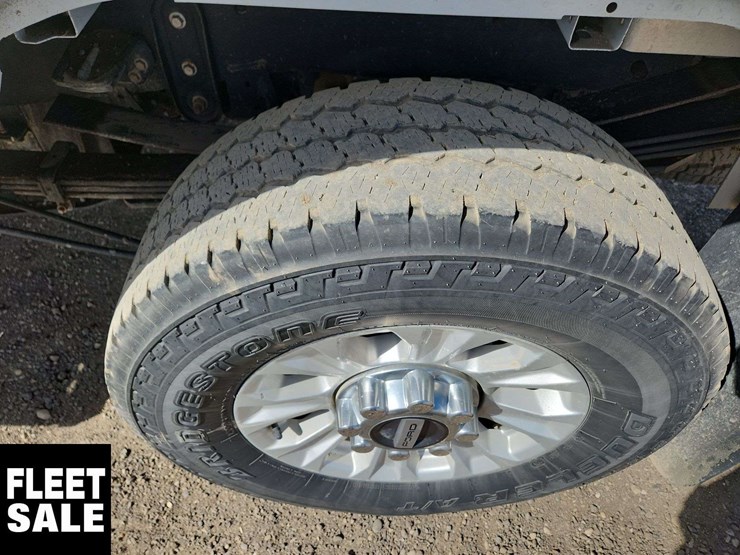 2020-ford-f350-image-32
