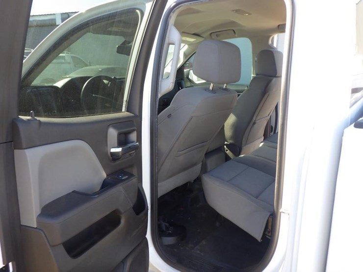 2018-chevrolet-1500-image-7