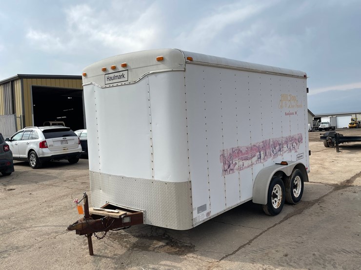 #4040-•-haulmark-enclosed-trailer-image-1