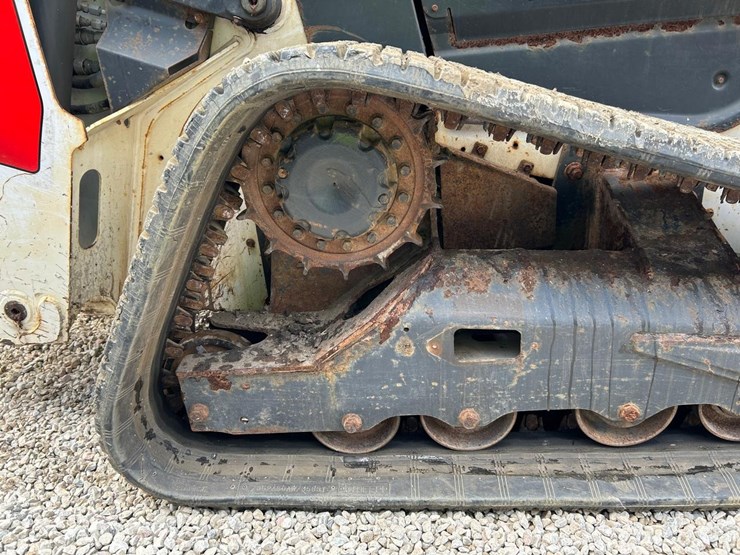 bobcat-t76-image-14