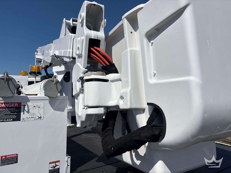 2014-altec-at37g-image-16