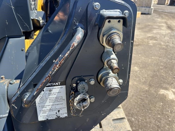 deere-333g-image-13