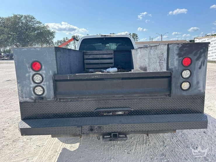 2008-ford-f550-image-12