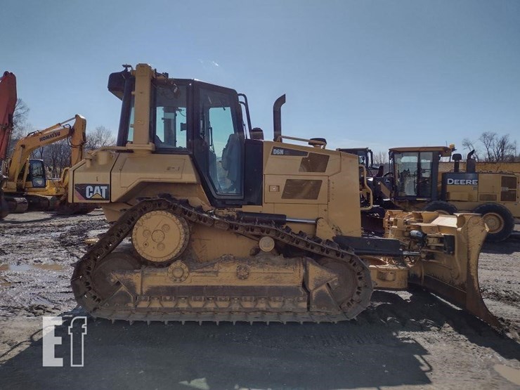 2017-caterpillar-d6n-xl-image-3