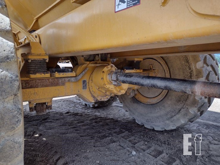 deere-300d-image-32