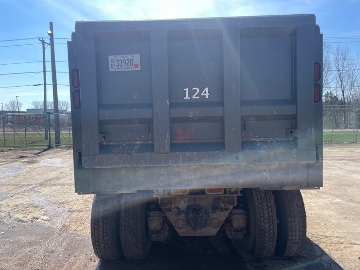 #4013-•-2000-quad-axle-mack-dump-truck-(has-wi-title)-image-6