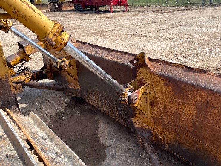 #4035-•-1986-komatsu-dozer-image-25