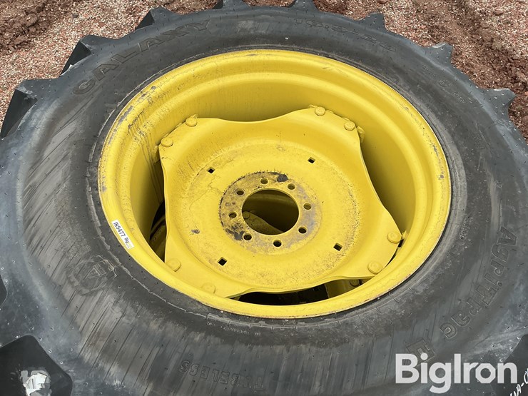 john-deere-28-image-12