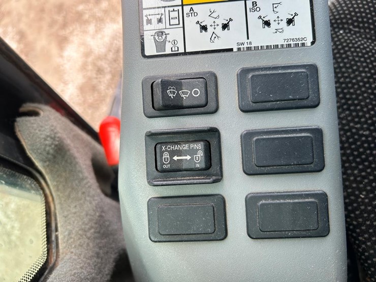 2021-bobcat-e42-image-27