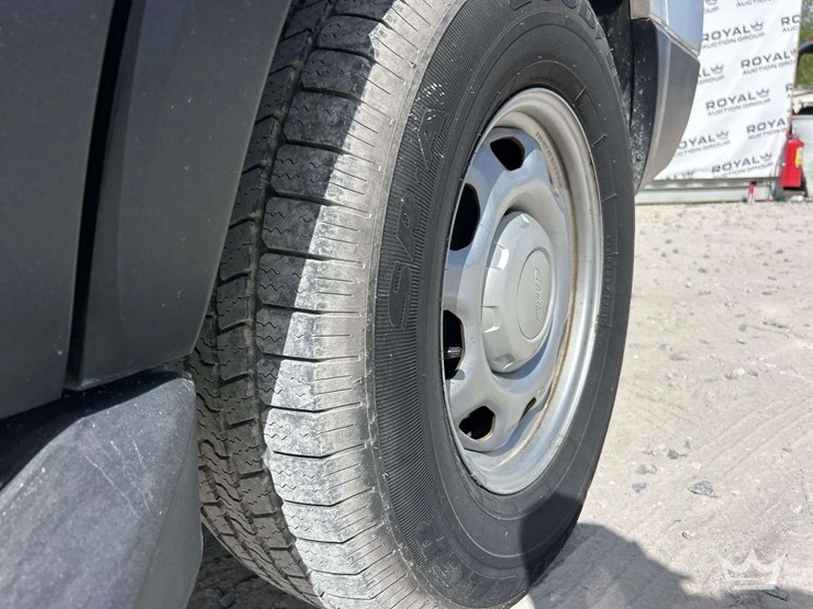 2014-ford-expedition-image-24