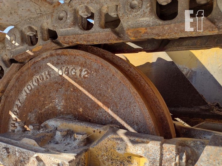 2007-deere-700j-lgp-image-28