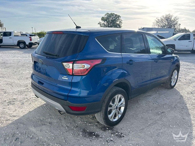 2017-ford-escape-image-3