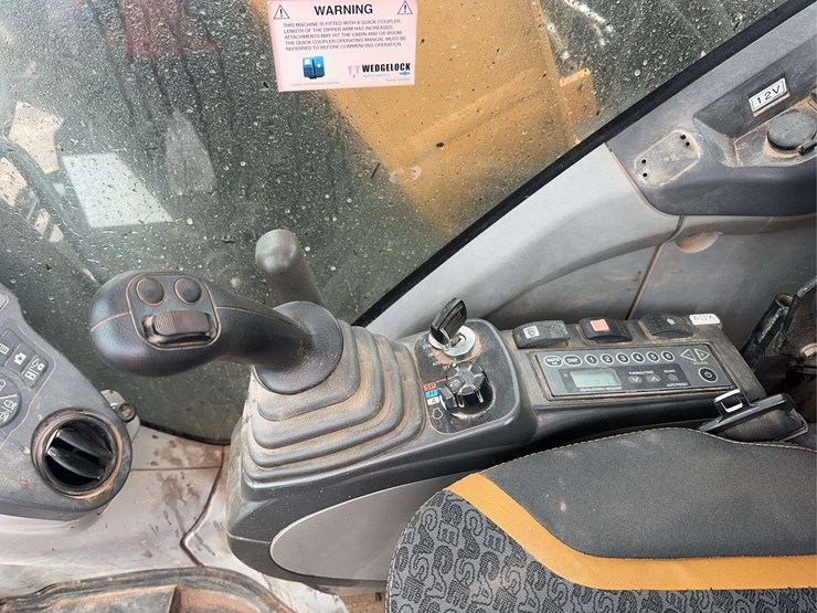 2019-case-cx145c-image-31