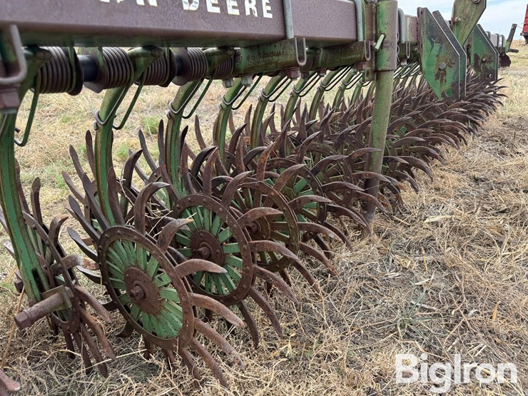 john-deere-400-image-11