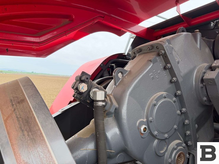 2022-massey-ferguson-2270-image-13
