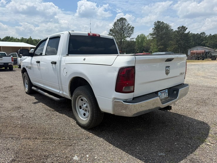 2014-dodge-1500-image-4