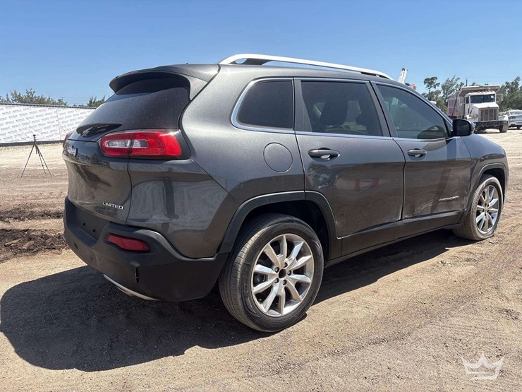 2014-jeep-cherokee-limited-image-3
