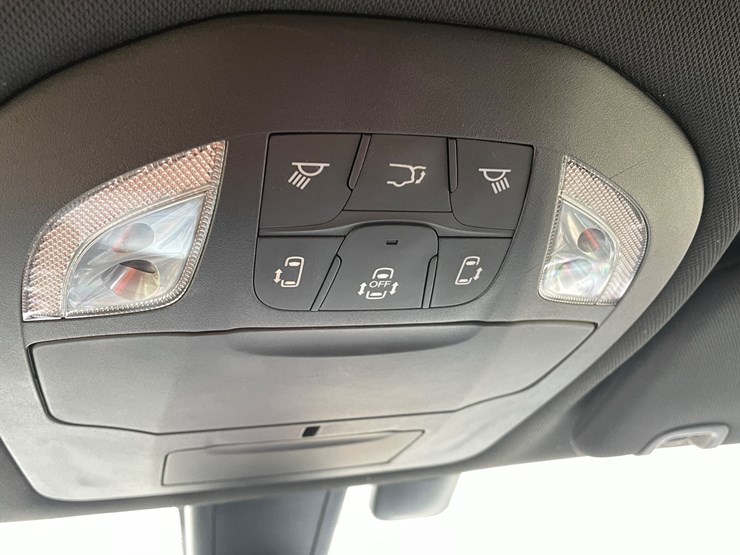 2018-chrysler-pacifica-image-55