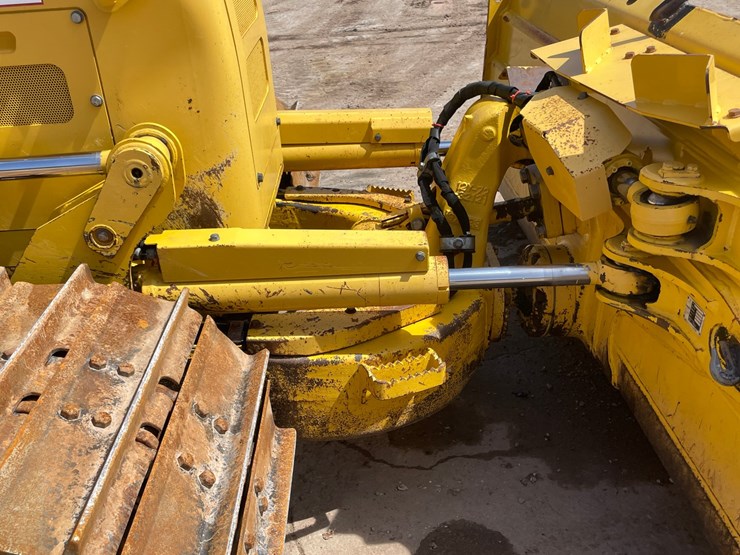 2020-komatsu-d51px-image-22