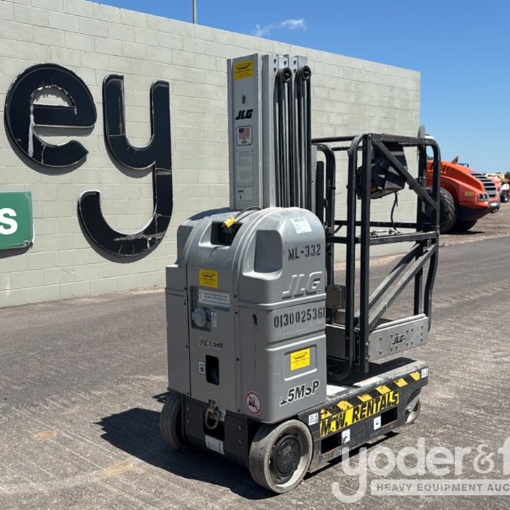 2016 JLG 15MSP