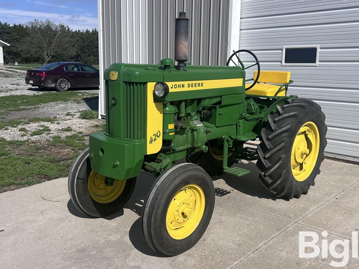1956-john-deere-420-image-1