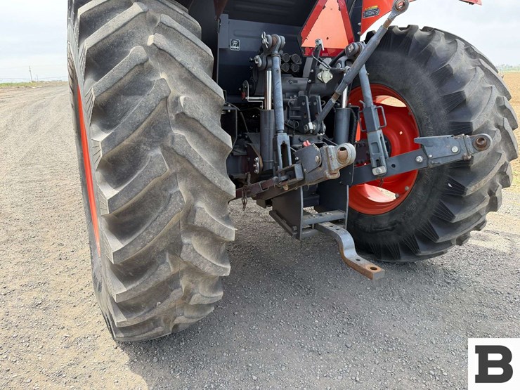 2013-kubota-m110gx-image-22