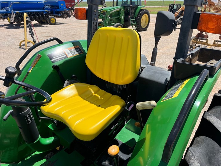 2000-john-deere-5410-image-15