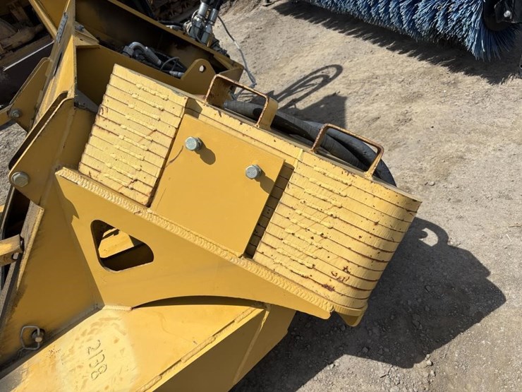 caterpillar-it14g-image-18