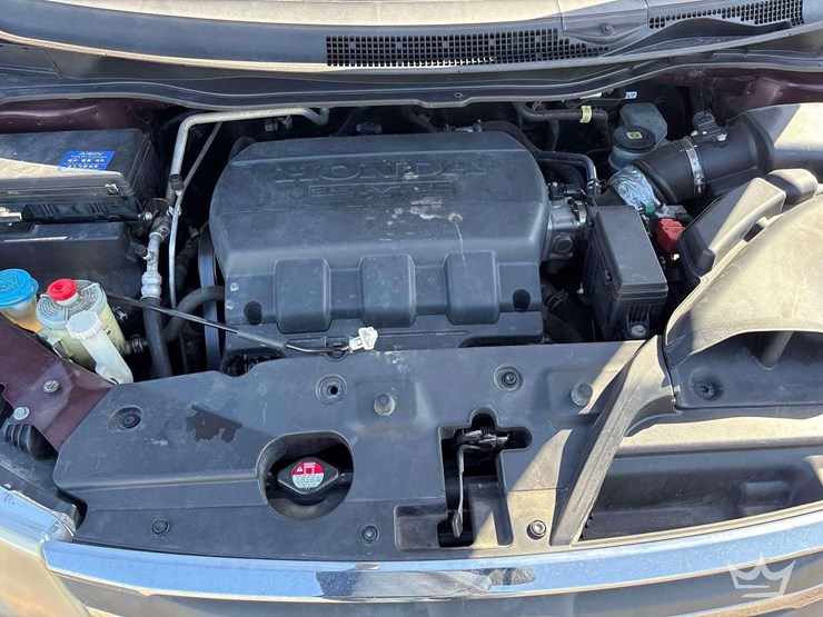 2013-honda-odyssey-image-17