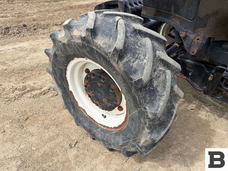 2021-new-holland-t4.100f-image-13