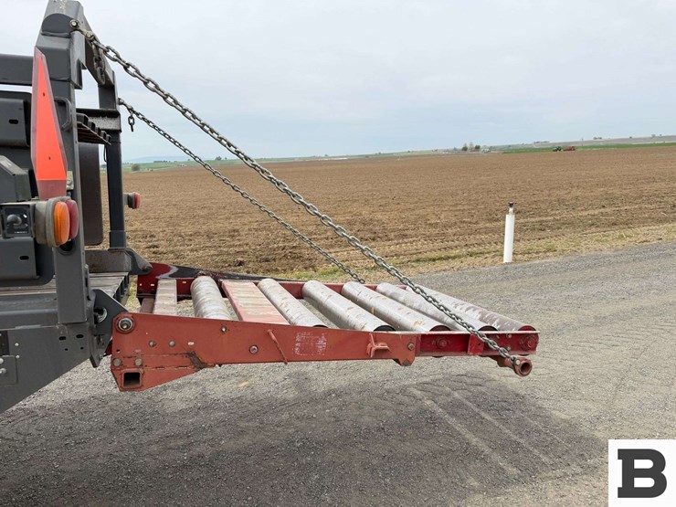 2022-massey-ferguson-2270-image-34