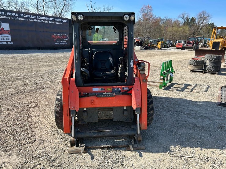 2017-kubota-ssv65-image-7