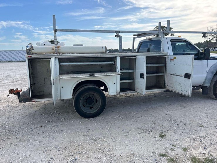 2015-ford-f450-image-23