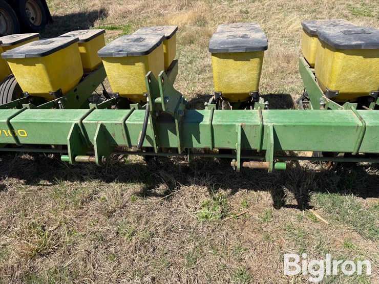 john-deere-7100-image-19